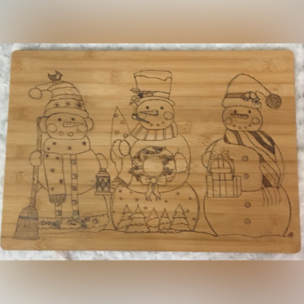 Snowman Engraved Bamboo Cutting Board